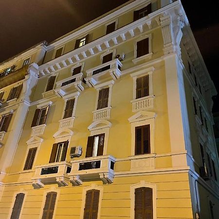 Blue & Grey Downtown Foggia Otel Dış mekan fotoğraf